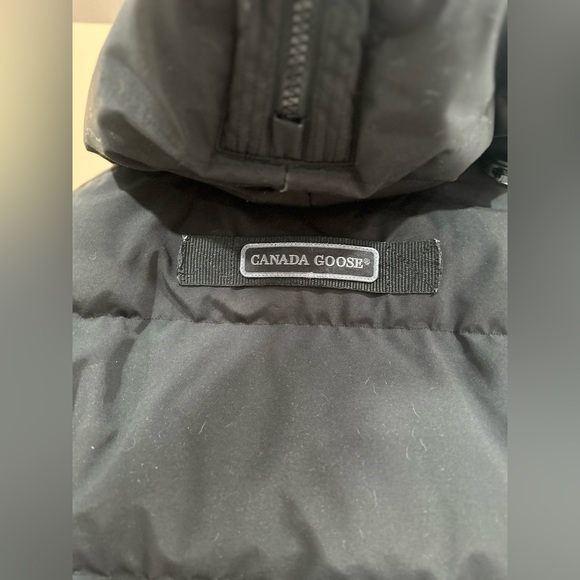 CANADA GOOSE Wedgemount Parka Black Label in Black, Size L - Picture 4 of 6
